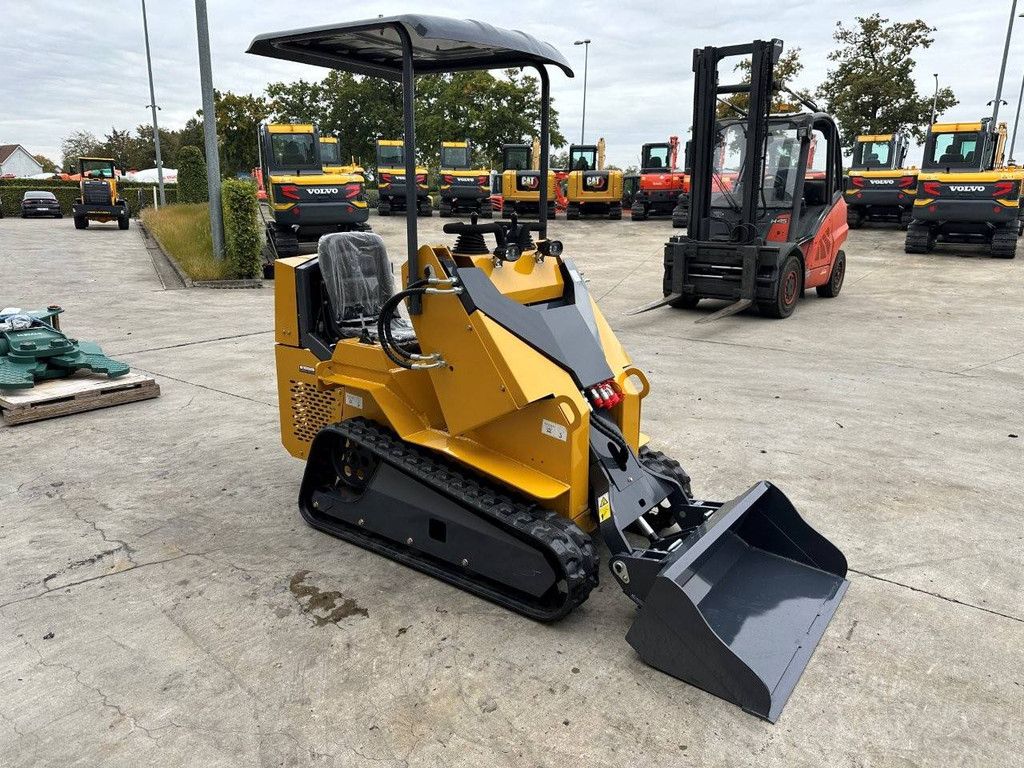 Skid Steer Loader Newrick ZW480 Petrol 15hp 2025 New