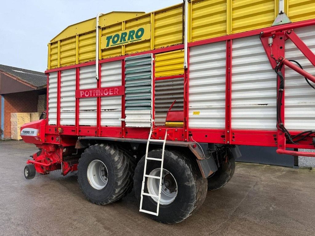 Loading Silage Wagon Pottinger Torro 5100L 2007