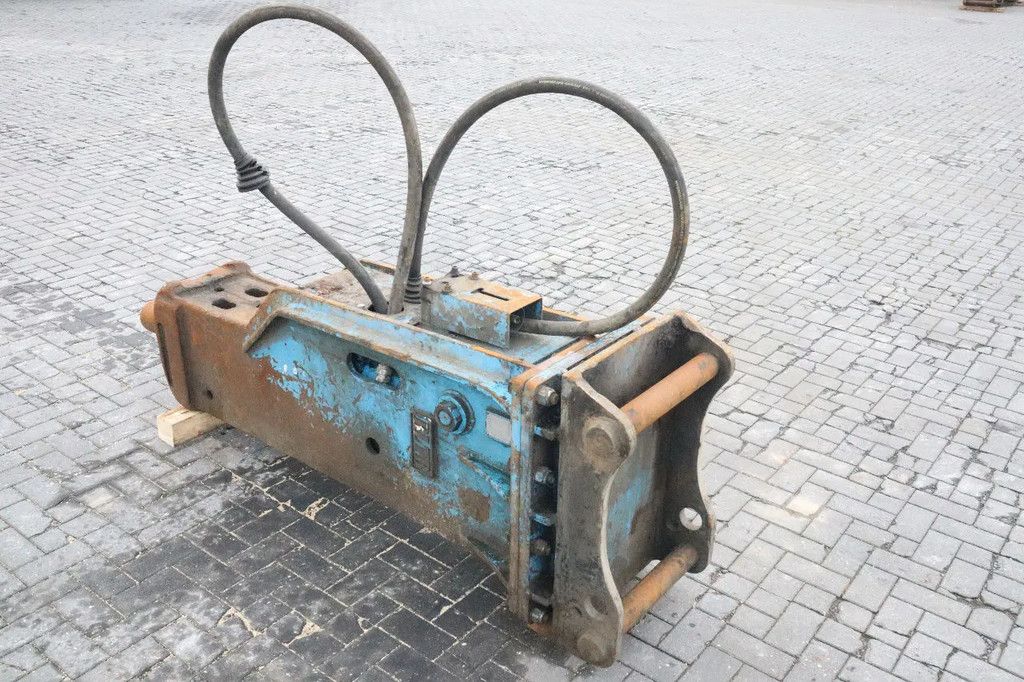 BEILITE HAMMER | S70 | 18 TO 26 TON | HYDRAULIC BREAKER