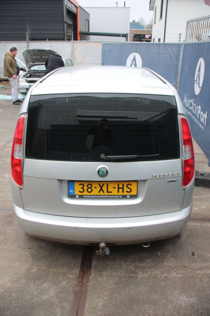 Pkw Skoda Roomster Benzin 86 PS 2007