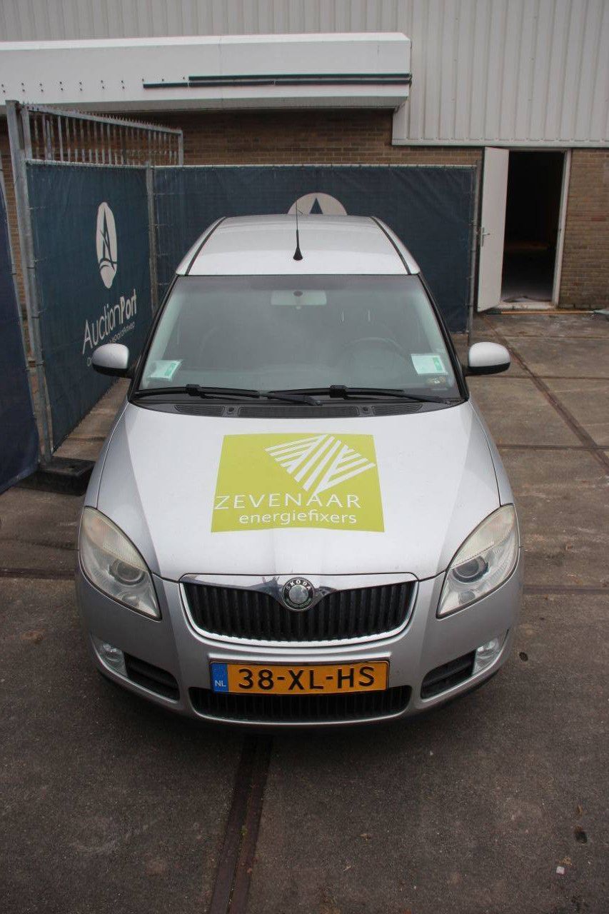 Pkw Skoda Roomster Benzin 86 PS 2007