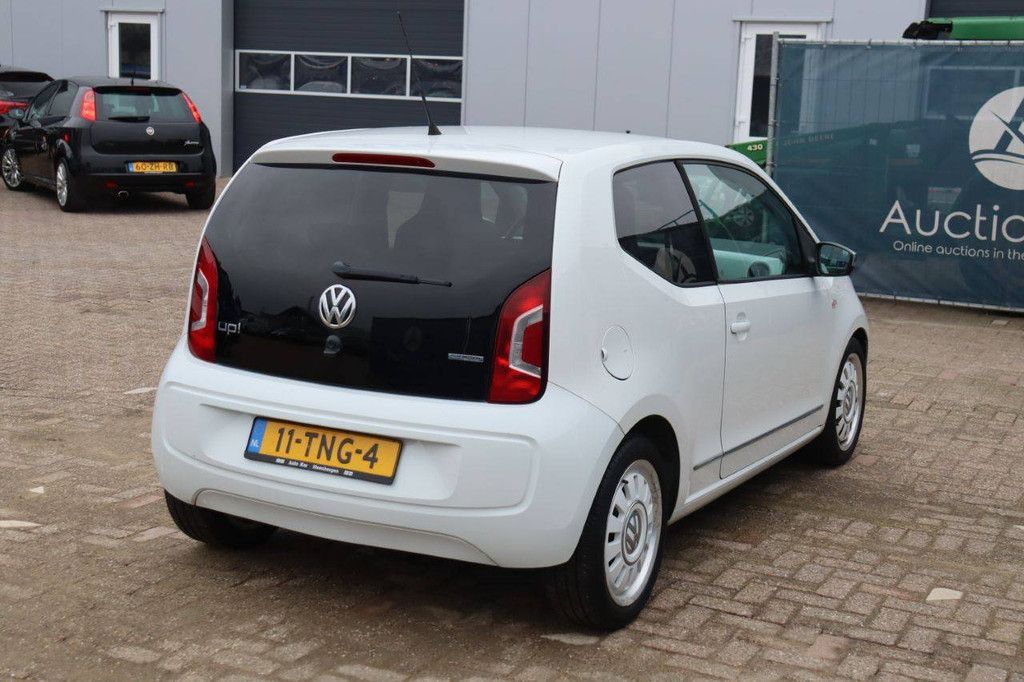 Pkw Volkswagen Up Benzin 60 PS 2012 (Marge)