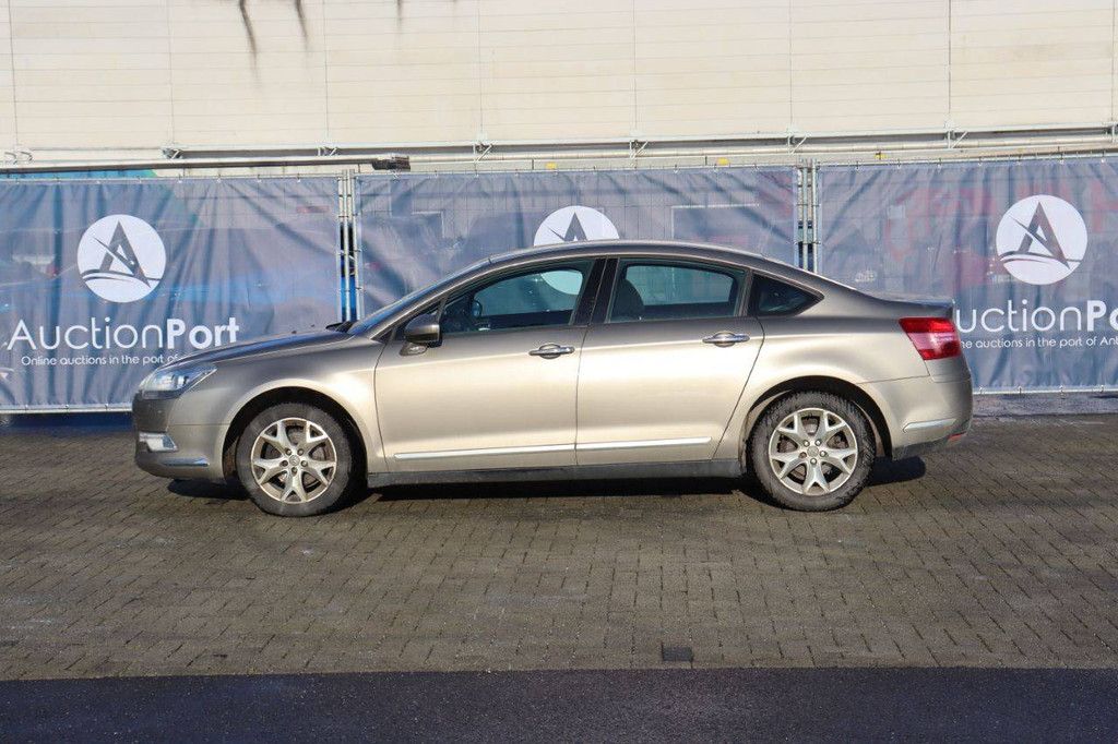 Passenger car Citroën C5 Diesel 110 hp 2009 (Margin)