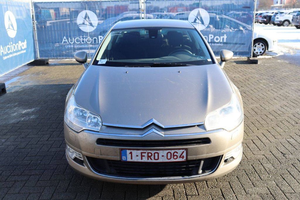 Passenger car Citroën C5 Diesel 110 hp 2009 (Margin)