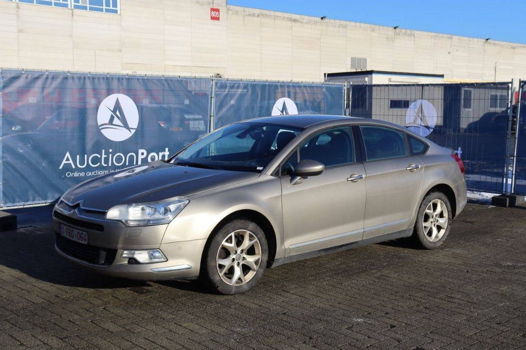 Passenger car Citroën C5 Diesel 110 hp 2009 (Margin)