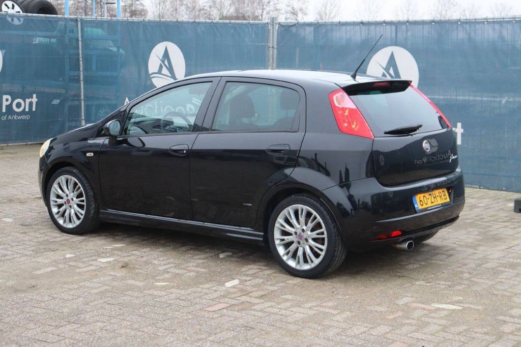 Personenauto Fiat Punto Benzine 120pk 2008 (Marge)