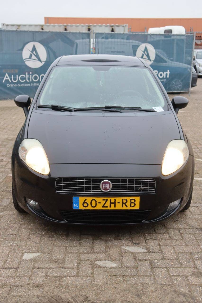 Personenauto Fiat Punto Benzine 120pk 2008 (Marge)