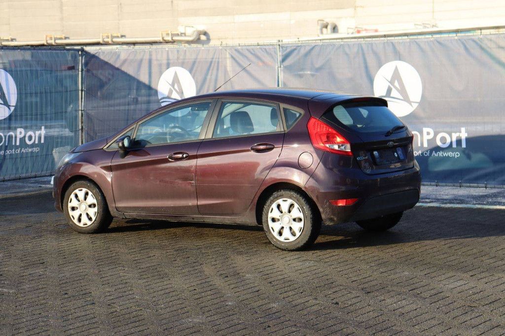 Passenger car Ford Fiesta Diesel 90 hp 2010 (Margin)