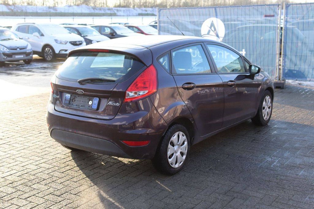 Passenger car Ford Fiesta Diesel 90 hp 2010 (Margin)