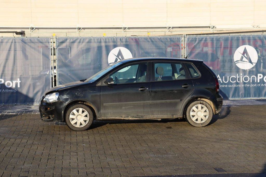 Pkw Volkswagen Polo Benzin 60 PS 2008 (Marge)
