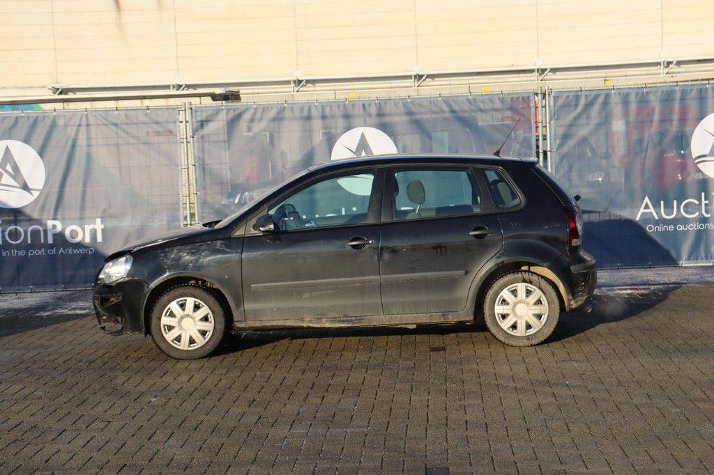 Pkw Volkswagen Polo Benzin 60 PS 2008 (Marge)