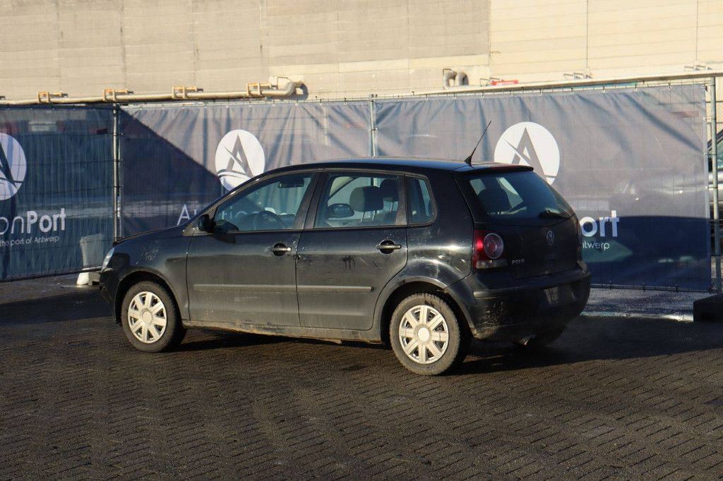 Pkw Volkswagen Polo Benzin 60 PS 2008 (Marge)