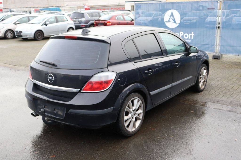 Pkw Opel Astra Benzin 125 PS 2005 (Margin)