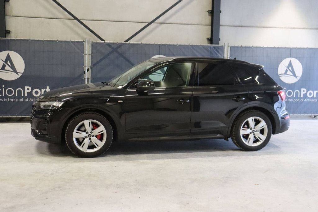 SUV Audi Q5 50 tfsi-e Electric/Gasoline 266 hp 2021