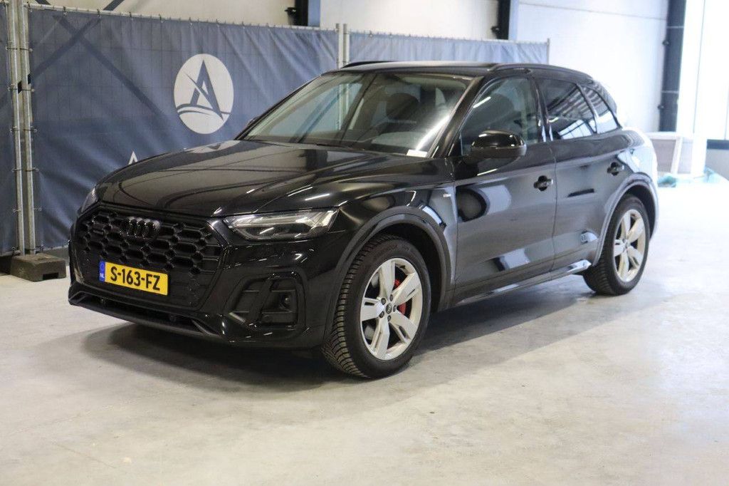 SUV Audi Q5 50 tfsi-e Electric/Gasoline 266 hp 2021