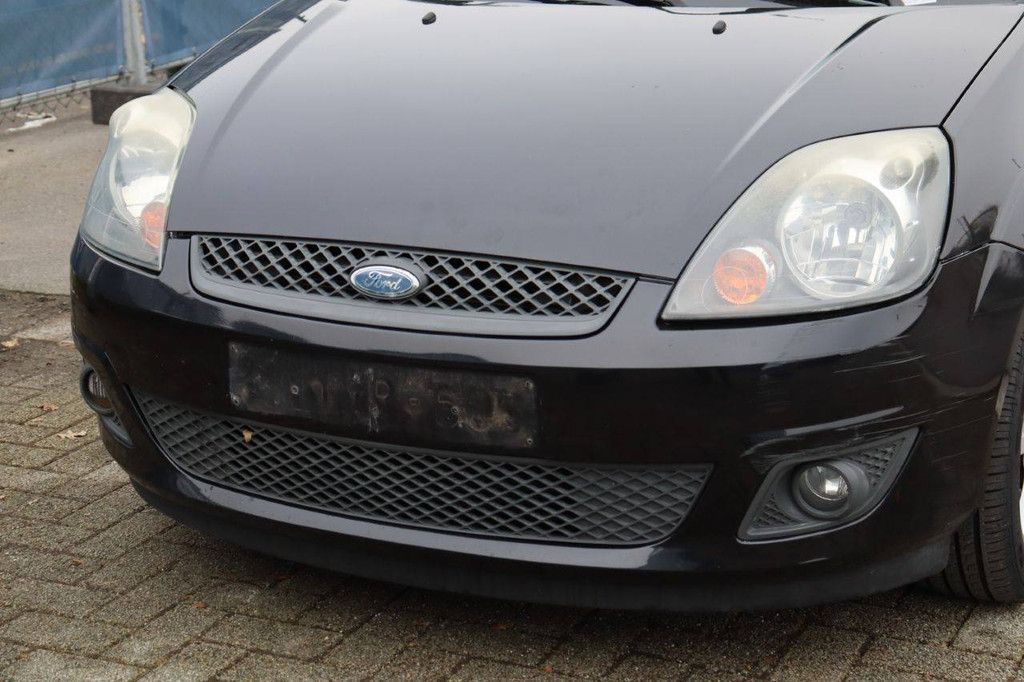 Passenger car Ford Fiesta Diesel 68 hp 2008 (Margin)