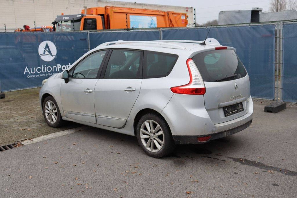 Pkw Renault Scenic Diesel 130 PS 2013 (Margin)