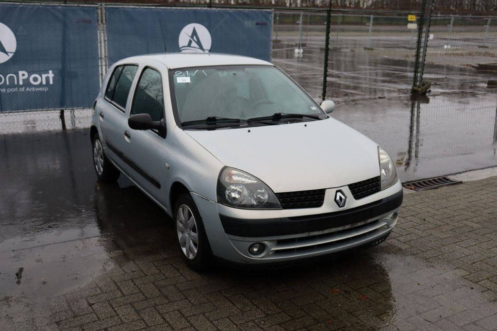 Renault Clio Pkw, Benzin, 58 PS, Baujahr 2003 (Margin)