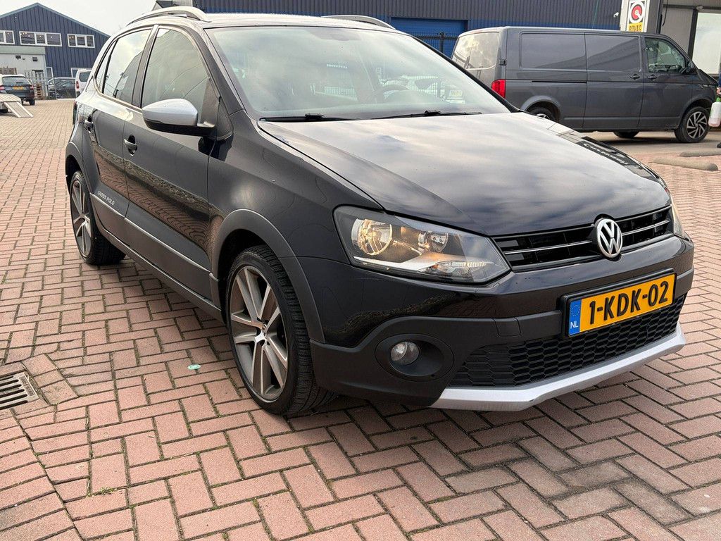 Pkw Volkswagen Polo 1.2 TSI Cross Benzin 105 PS 2011 (Margin)