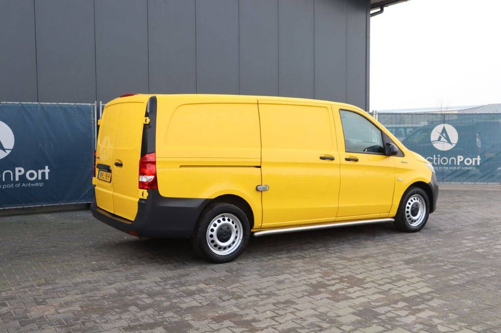 Mercedes-Benz Evito Elektro-Van 116 PS 2020