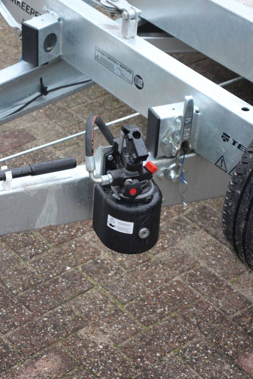 Autotransportanhänger Temared 2700kg 2025