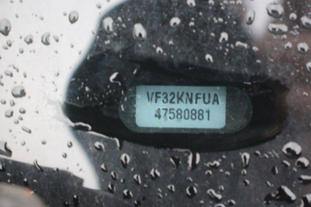 Station wagon Peugeot 206 Petrol 2006 (Margin)