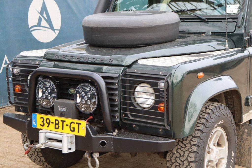 Land Rover Defender 130 TD5 Doppelkabine, Pick-up-Truck, HCPU/DV Diesel, 123 PS, Baujahr 2005