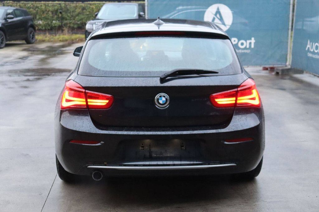 Pkw BMW 118d Diesel 150 PS 2015