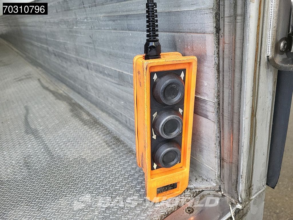 Mercedes Antos 1843 4X2 Thermo King T-1000R Spectrum FRC 2000kg Ladebordwand Automatic Euro 6