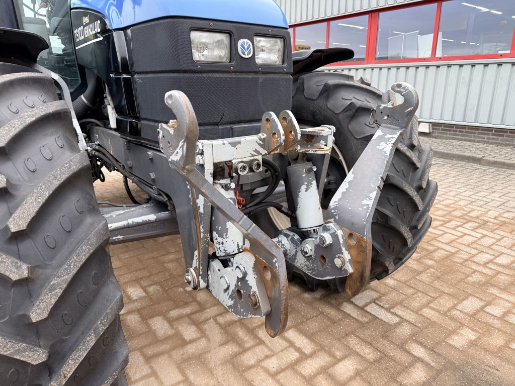 New Holland TS100 4WD