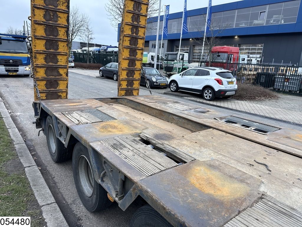 ACTM Lowbed 34000 KG, 250cm+2x22CM, Leaf suspension, Winch