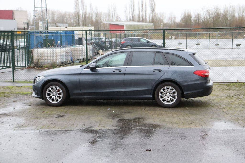 Mercedes-Benz C200D Diesel 2016