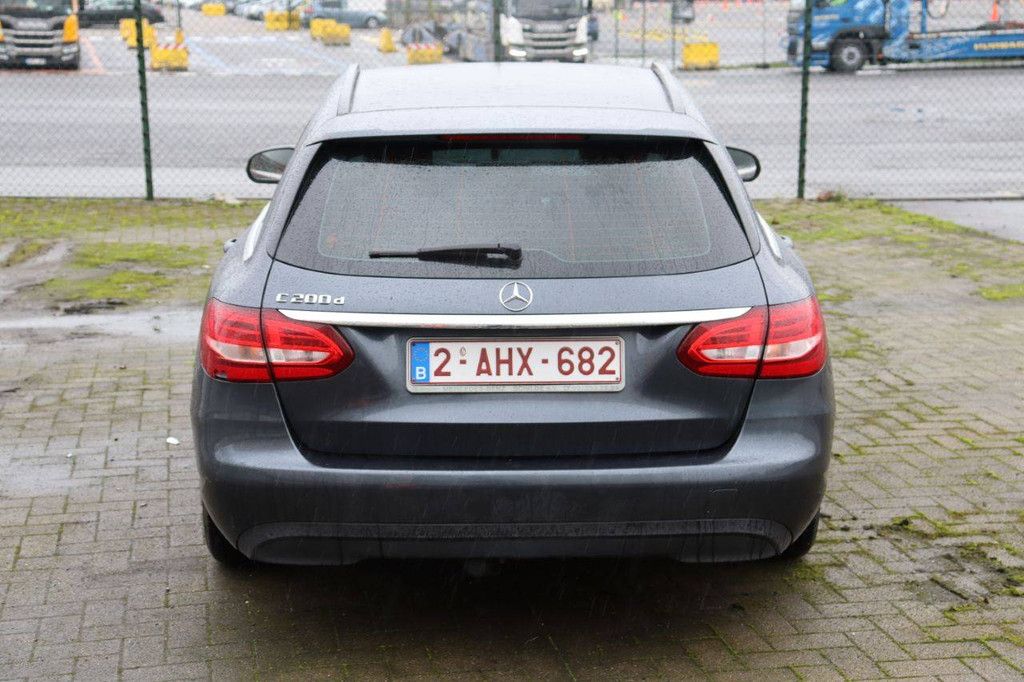 Mercedes-Benz C200D Diesel 2016