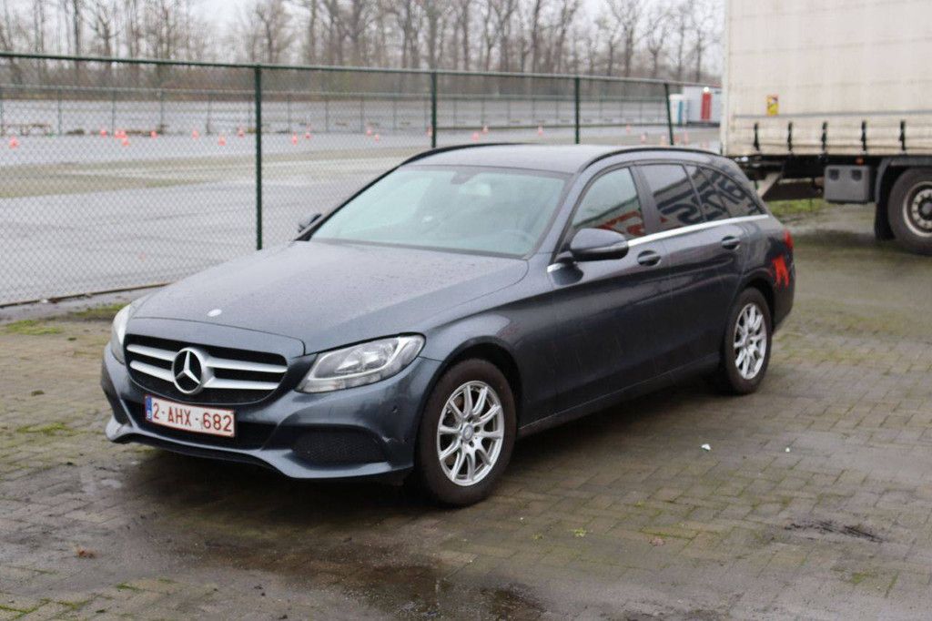 Mercedes-Benz C200D Diesel 2016