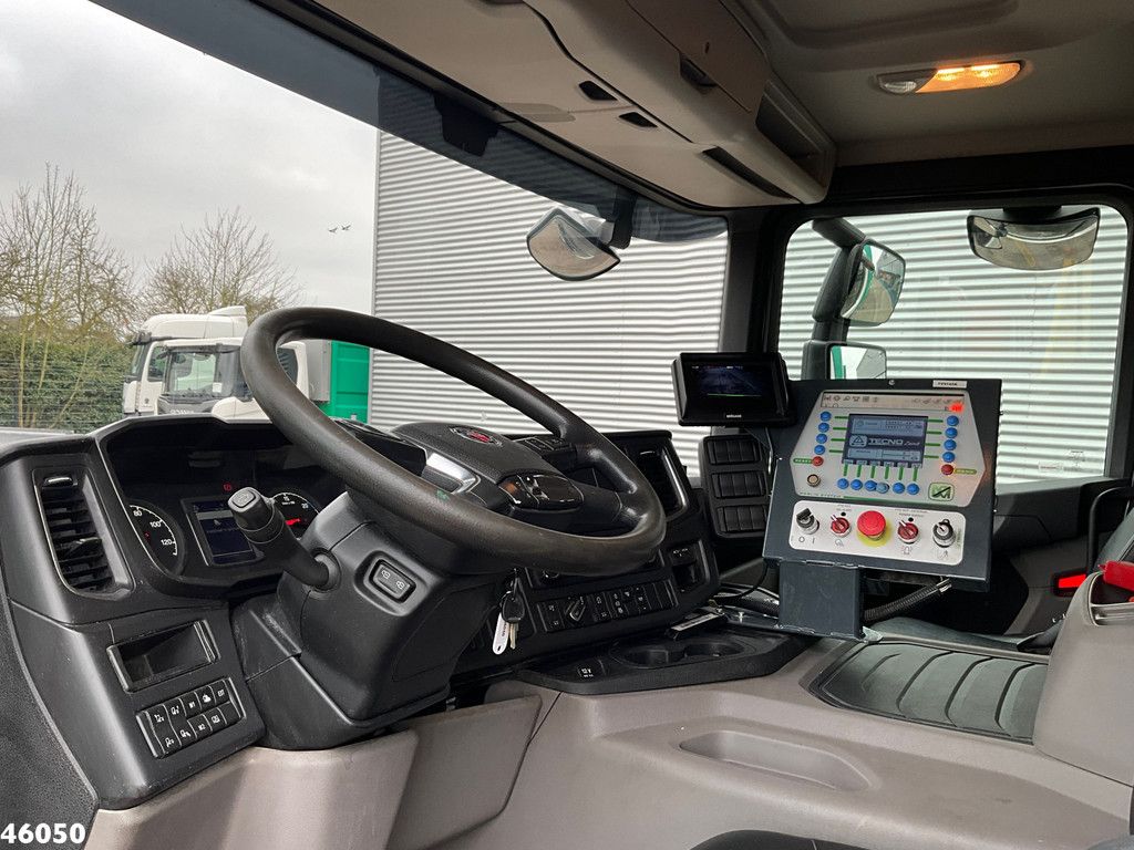 Scania P 320 Euro 6 Garbage truck 25m³ Just 115.738 km!