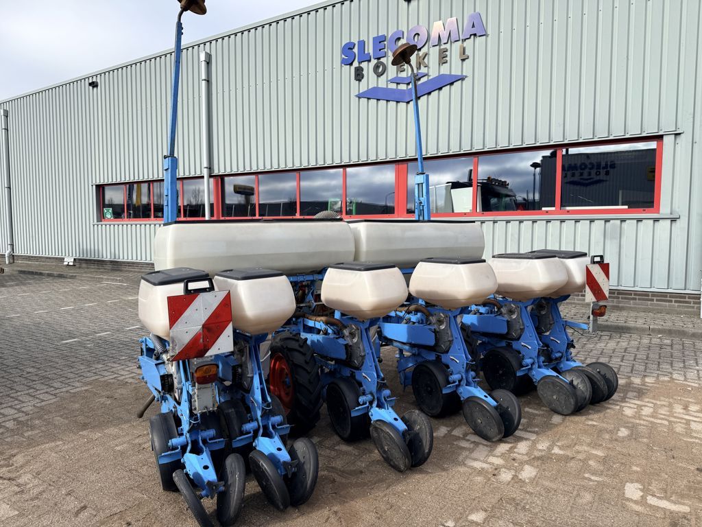 Monosem NG PLUS 6-Rijig Maiszaaimachine