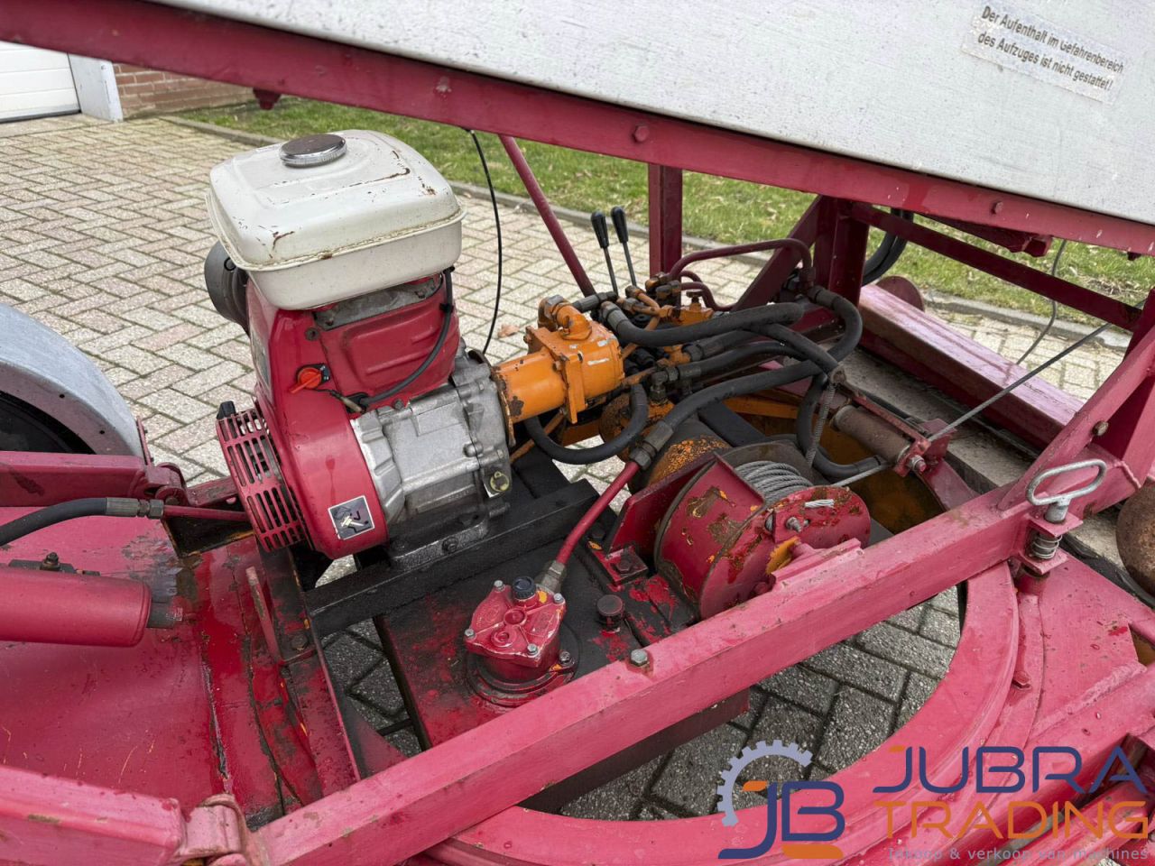 Teupen Pannenlift Benzine | 1979 | Benzine | ±15M Hoogte