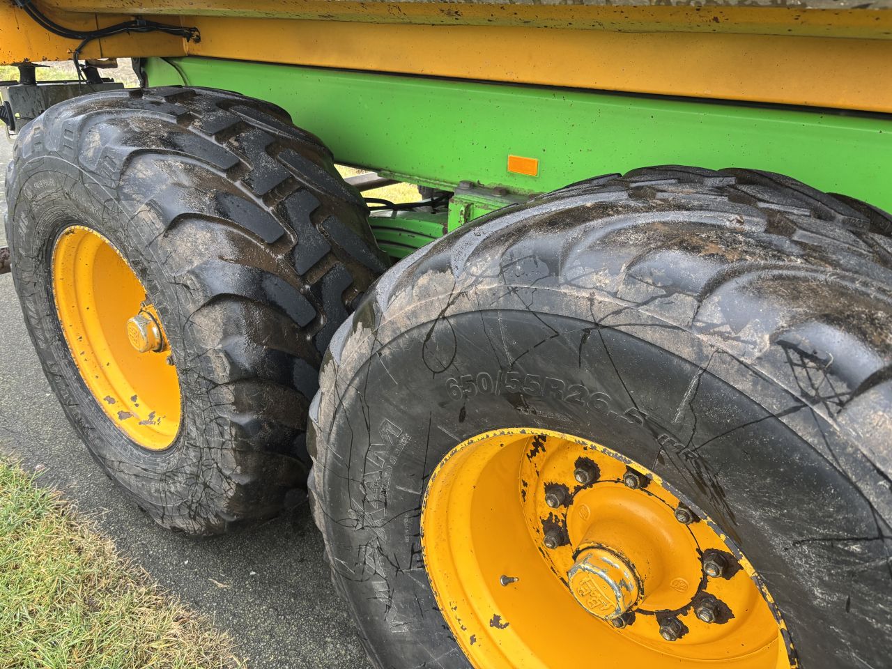 Joskin 22 tons dumper grondkar kipper