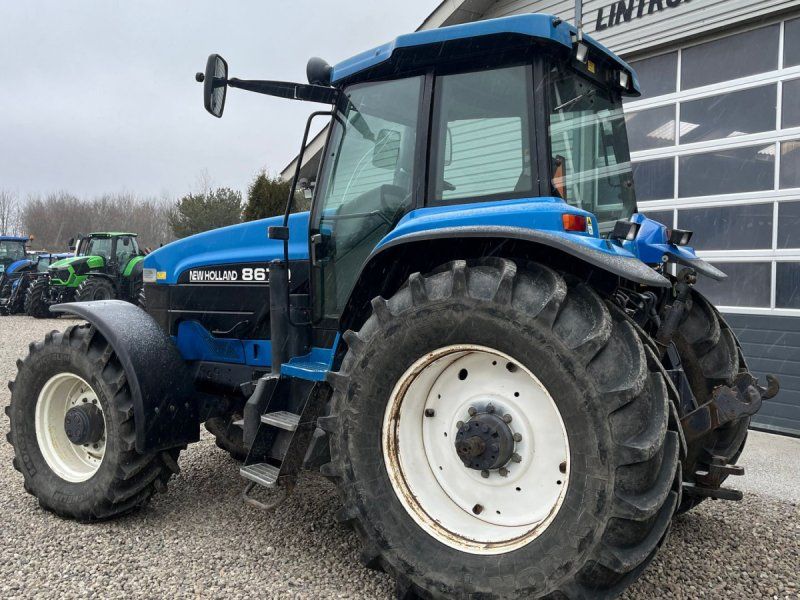 New Holland 8670 SuperSteer og frontlift