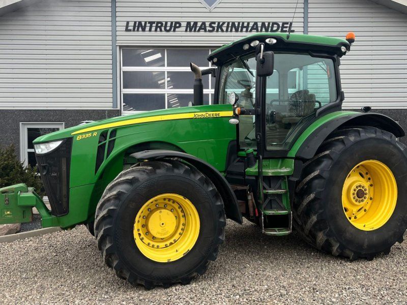 John Deere 8335R Autopower og med centralsmørring