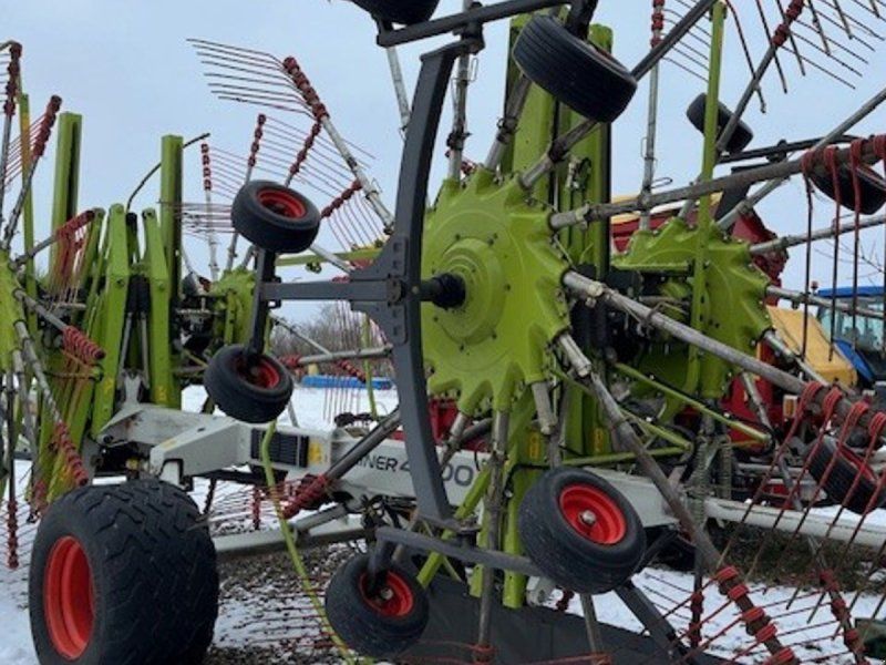 Claas liner 4000