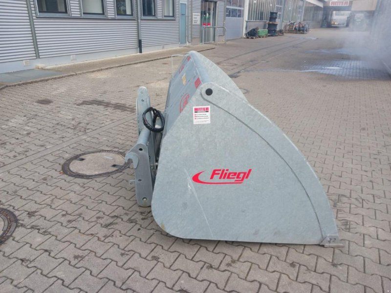 Fliegl Hochkippschaufel 2200mm