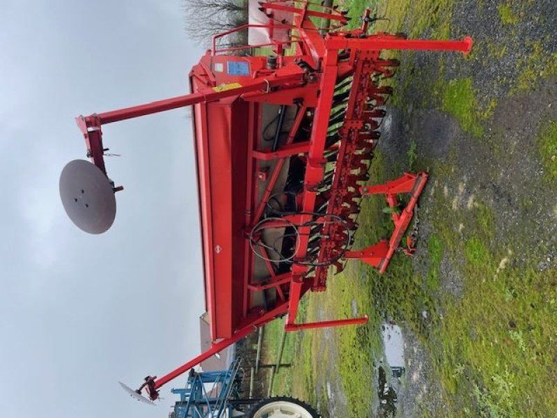 Kuhn INTEGRAGII3M
