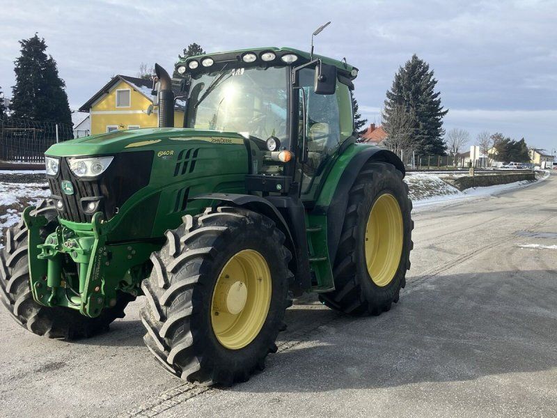 John Deere 6140R