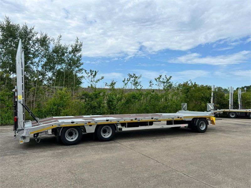 Möslein T 3-8,20 P VB H1 3 Achs Tieflader mit gerader Lad