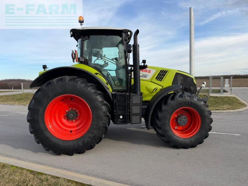 Claas AXION 830