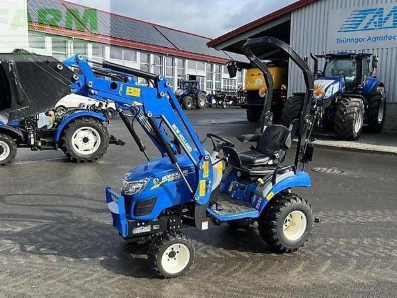 New Holland boomer 25 compact mit frontlader