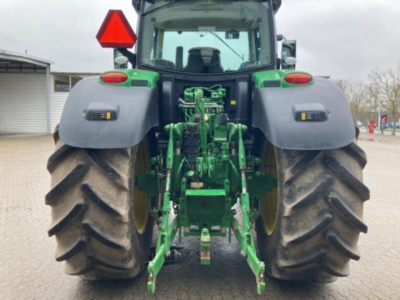 John Deere 6175R