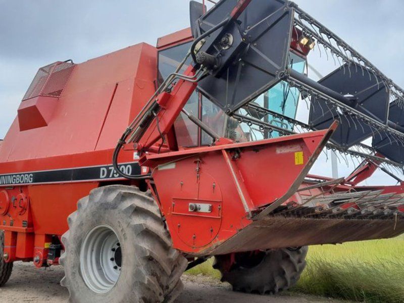 D7500 med klap snitter og aircon Helrød model(sidste model) med