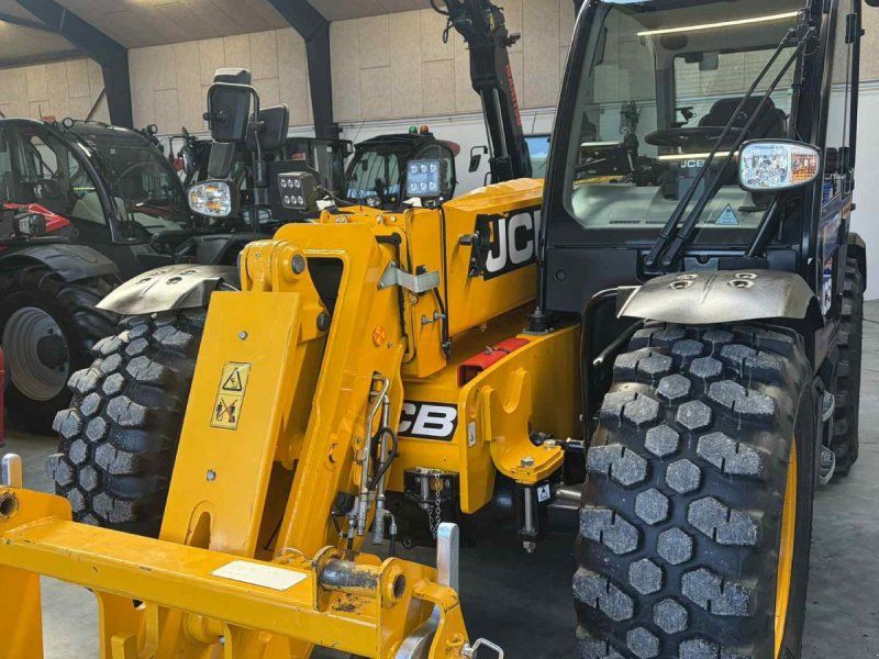 JCB 542-70 AGRI XTRA